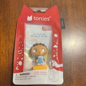 Tonies The Wonderful Wizard of Oz Audio Character - Red Packaging, Yellow Base